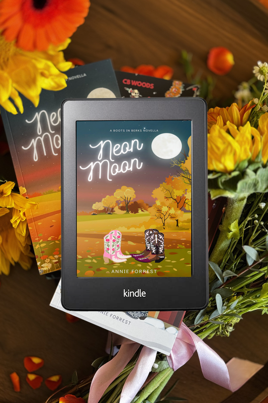 Neon Moon by Annie Forrest | 1-hour Romance Novella | Universal eBook